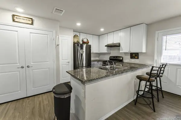 5610 Dewberry Run, San Antonio, TX 78218