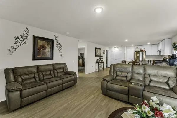 5610 Dewberry Run, San Antonio, TX 78218