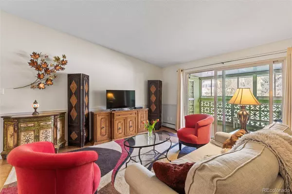 9320 E Center AVE #4B, Denver, CO 80247