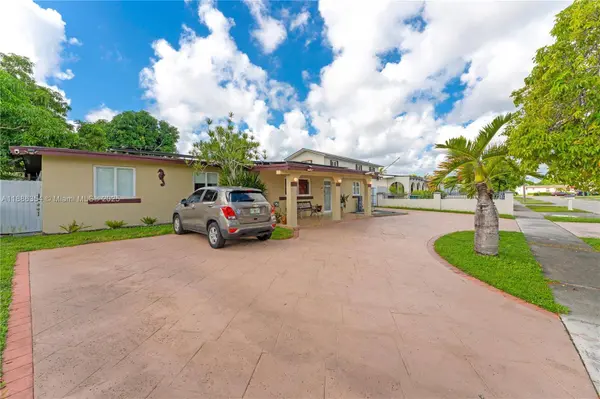 10920 NW 41st St, Miami, FL 33165