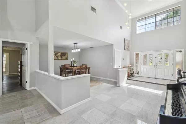 1902 SWEET BAY CT, Plant City, FL 33566