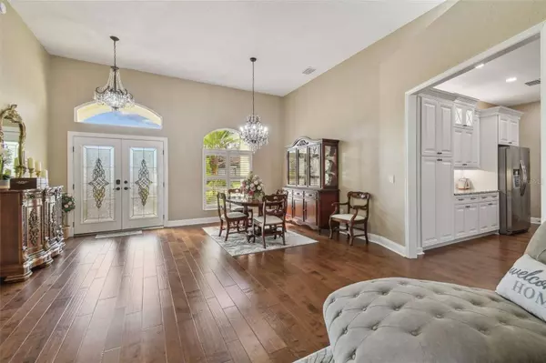 2712 CLUBHOUSE DR, Plant City, FL 33566