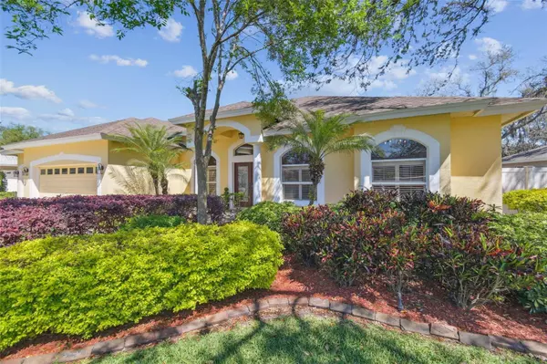 2712 CLUBHOUSE DR, Plant City, FL 33566