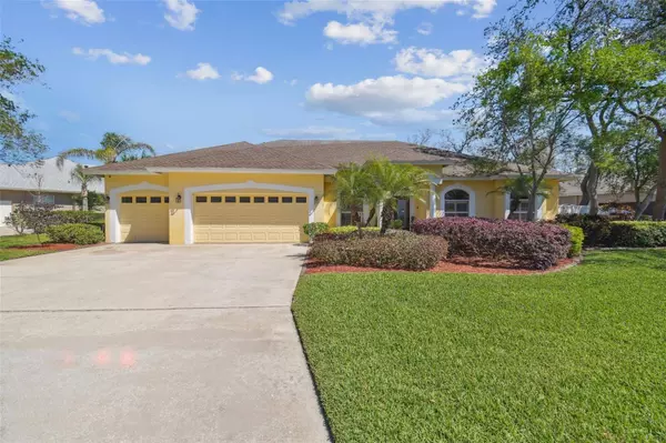 2712 CLUBHOUSE DR, Plant City, FL 33566