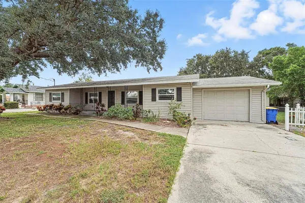 896 N 9TH ST, Eagle Lake, FL 33839