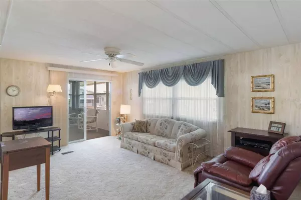 4246 CEDARWOOD ST, Winter Haven, FL 33880