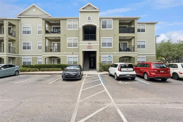 8136 CLAIRE ANN DR #207, Orlando, FL 32825