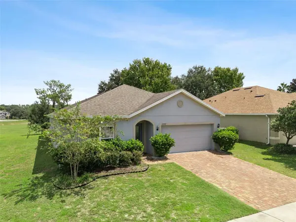 23707 COMPANERO DR, Sorrento, FL 32776