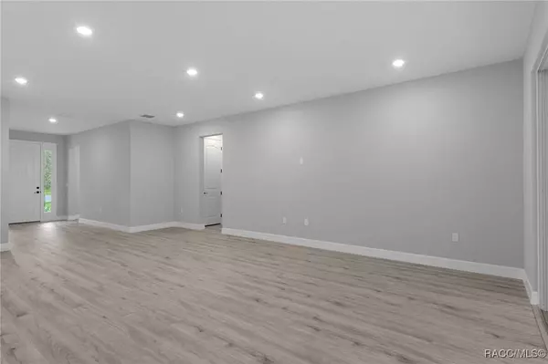 8 Boxleaf CT S, Homosassa, FL 34446