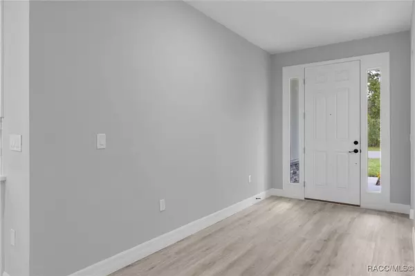 8 Boxleaf CT S, Homosassa, FL 34446