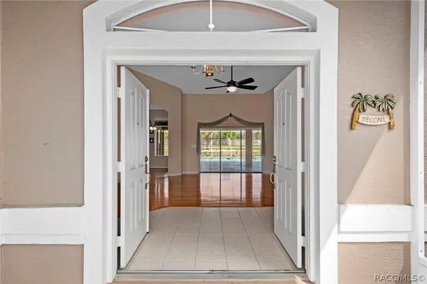 1231 E Whirl Away CIR, Inverness, FL 34453