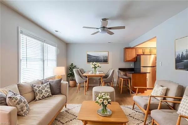 598 Pinewood DR #106, Virginia Beach, VA 23451