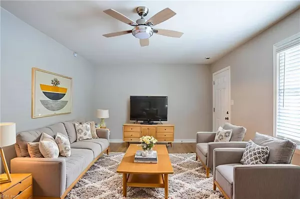 598 Pinewood DR #106, Virginia Beach, VA 23451