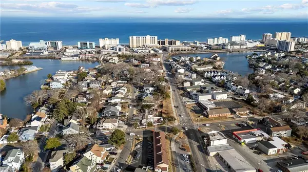 598 Pinewood DR #106, Virginia Beach, VA 23451