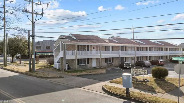 598 Pinewood DR #106, Virginia Beach, VA 23451