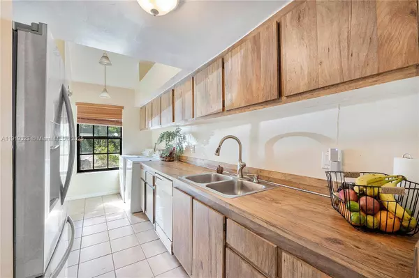 3413 S Atlanta Dr #3413, Hollywood, FL 33021