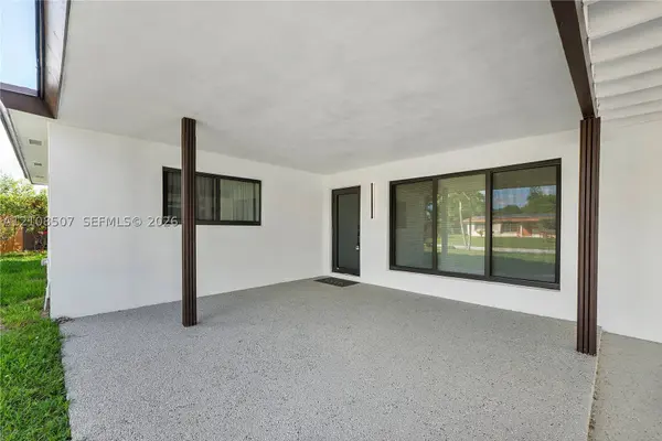 451 SW 38th Ter #1, Fort Lauderdale, FL 33312