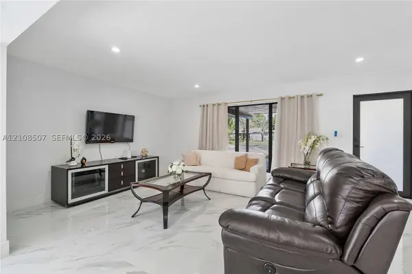 451 SW 38th Ter #1, Fort Lauderdale, FL 33312