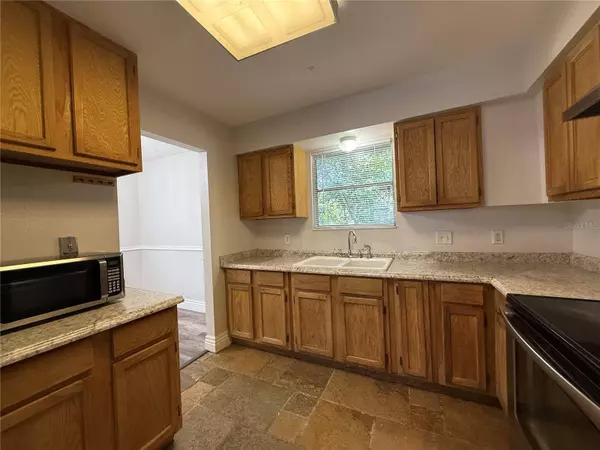 1523 S MELLONVILLE AVE, Sanford, FL 32771