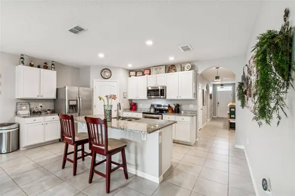 2055 WHITE PELICAN TER, Sanford, FL 32771