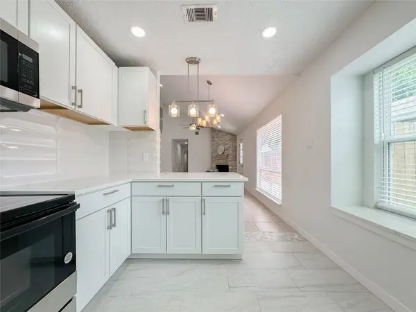 22103 Diane DR, Spring, TX 77373