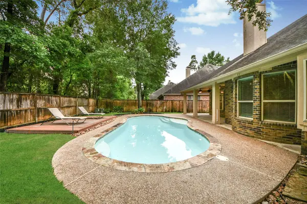 18 Blue Wildflower PL, The Woodlands, TX 77354