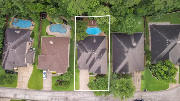 18 Blue Wildflower PL, The Woodlands, TX 77354