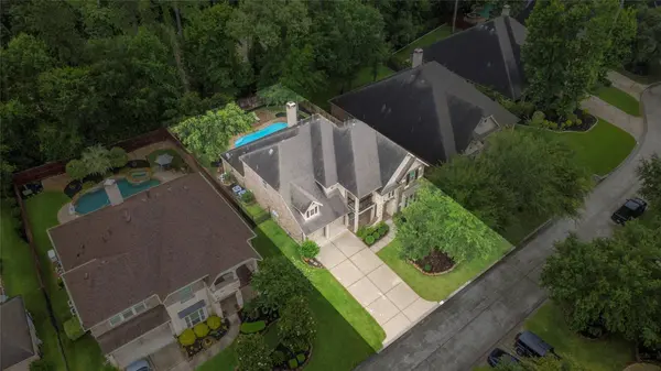 18 Blue Wildflower PL, The Woodlands, TX 77354