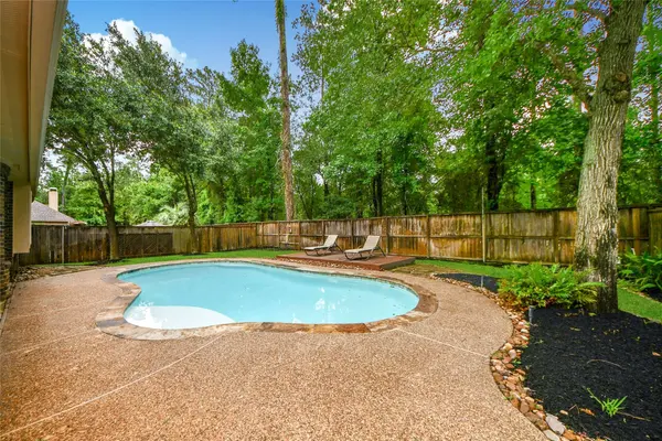 18 Blue Wildflower PL, The Woodlands, TX 77354