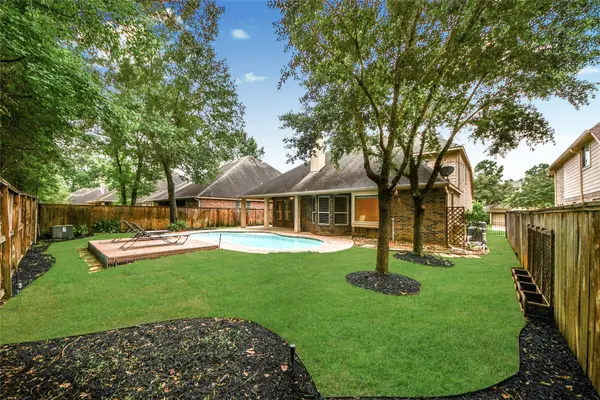18 Blue Wildflower PL, The Woodlands, TX 77354