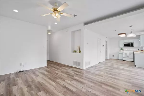 3302 Littleleaf DR, Killeen, TX 76549