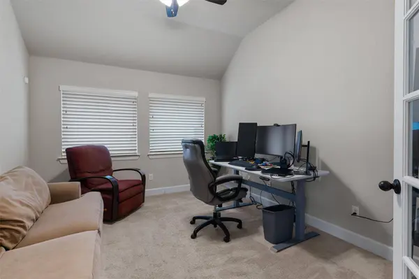 401 Granite Rock LN, Georgetown, TX 78628