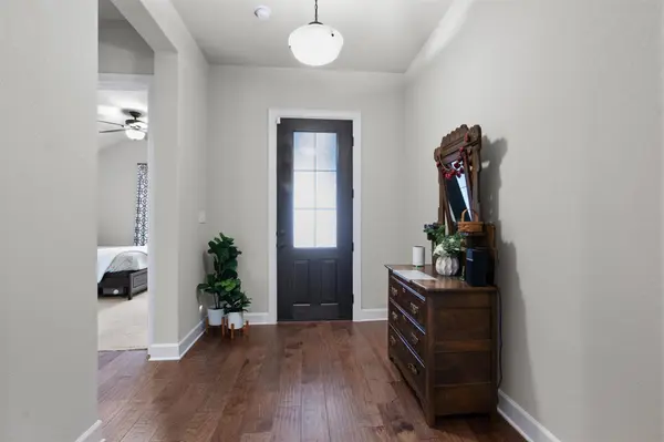 401 Granite Rock LN, Georgetown, TX 78628