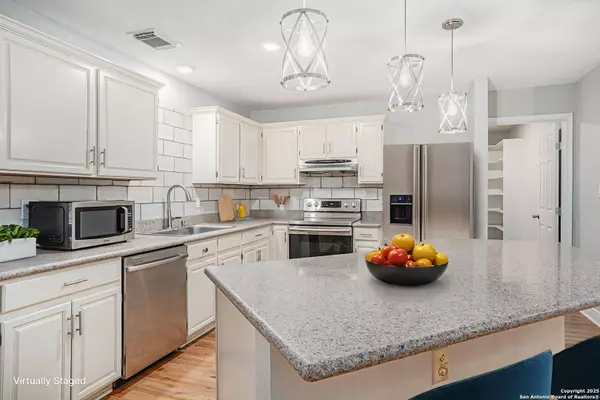 6322 Regency Mnr, San Antonio, TX 78249