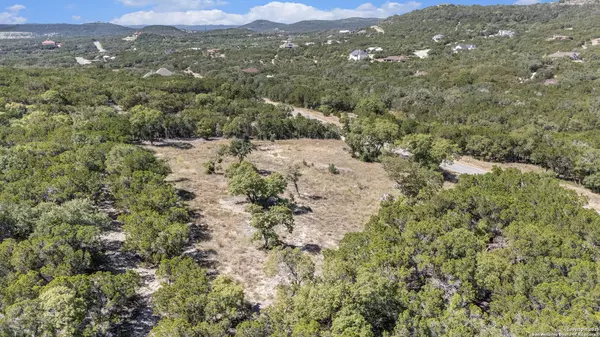 355 Pr 1709, Mico, TX 78056