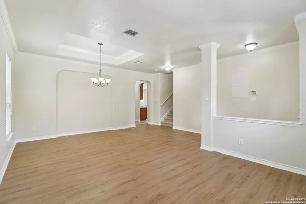 7830 Rain Shr, San Antonio, TX 78249