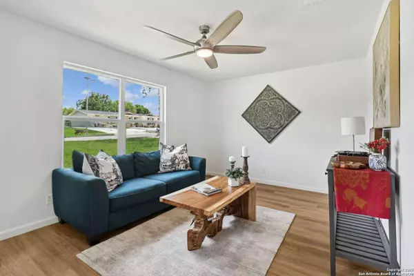 554 Hatfield, San Antonio, TX 78227