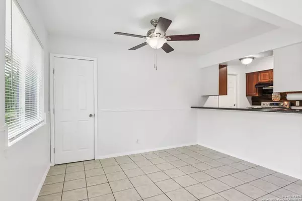 4511 Glen Loche, San Antonio, TX 78217