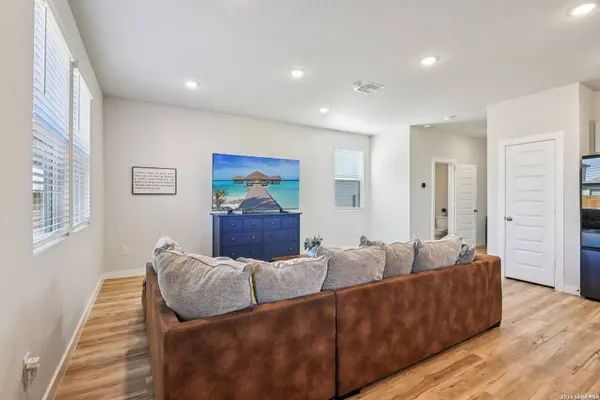 5703 Topaz Way, San Antonio, TX 78222