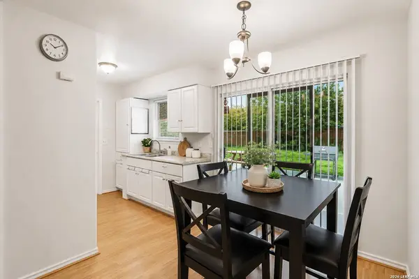 4802 Castle Bridge, San Antonio, TX 78218