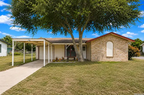 4802 Castle Brg