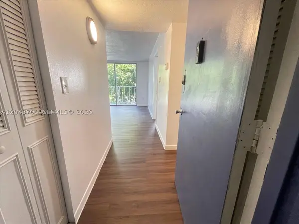 1740 NW N River Dr #517, Miami, FL 33125