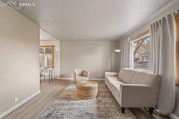 409 Burlington AVE, Colorado Springs, CO 80905