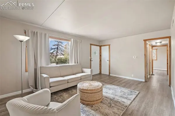 409 Burlington AVE, Colorado Springs, CO 80905