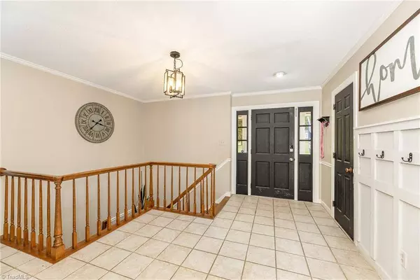 210 Apollo DR, Mount Airy, NC 27030