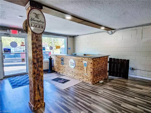 1515 Fancy Gap RD, Mount Airy, NC 27030