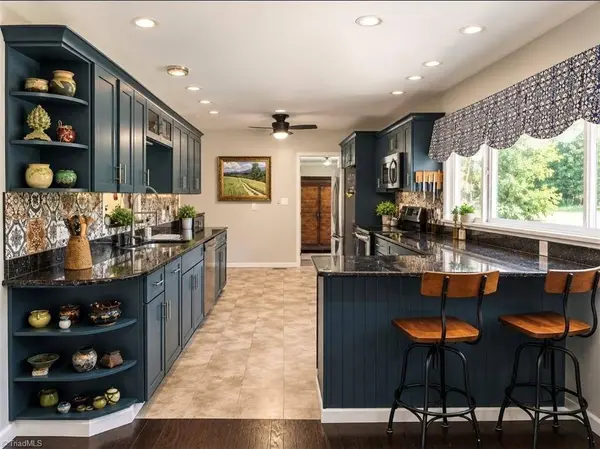 474 Surry Gadsberry RD, Pilot Mountain, NC 27041