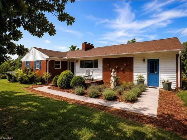 474 Surry Gadsberry RD, Pilot Mountain, NC 27041