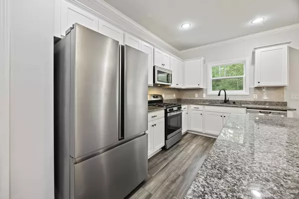 296 Torslanda Ln, Summerville, SC 29486