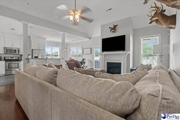 1337 Millbank Dr, Florence, SC 29501